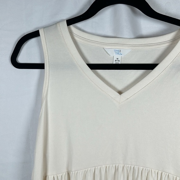 TIME AND TRU TANK TOP SIZE(M) - Picture 5 of 7